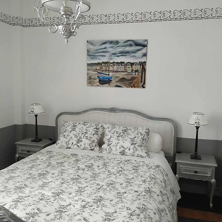 Bed and Breakfast Chez Marie Cancale Esterno foto